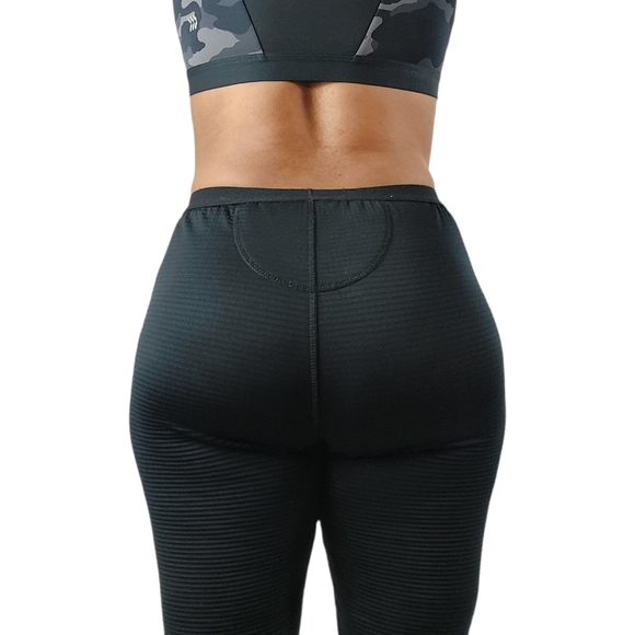 Duluth Trading Co. Black Ribbed Leggings - Picture 6 of 9